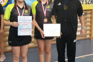 Sukces w tenisie stołowym uczennic ze Szkoły Podstawowej w Czaczu 